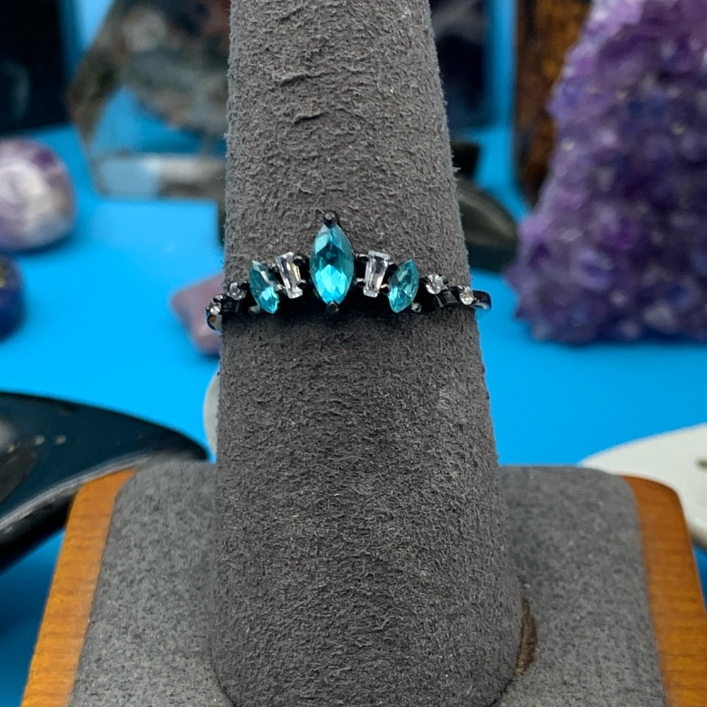 Fragrant Jewels .925 Sterling Silver “Ice Queen” Collection Ring, NWT, Size 8